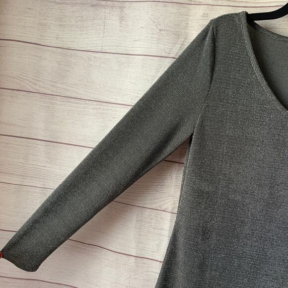 Banana Republic Gray Metallic Shimmer Blouse Long Sleeve Size Large - Picture 7 of 16